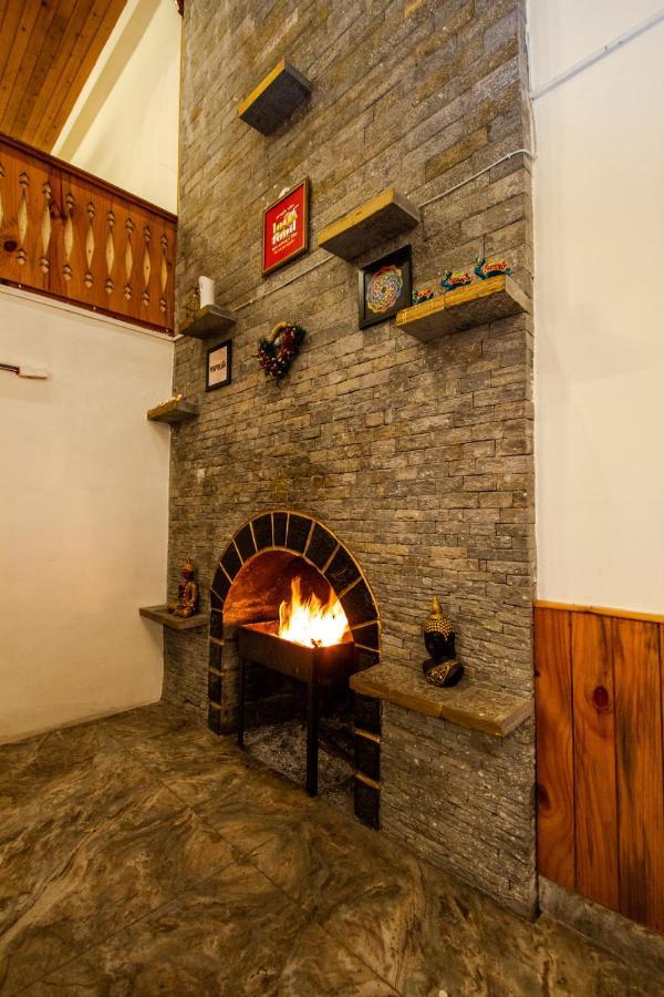 Tales N Trails Hotel Vashist Ngoại thất bức ảnh