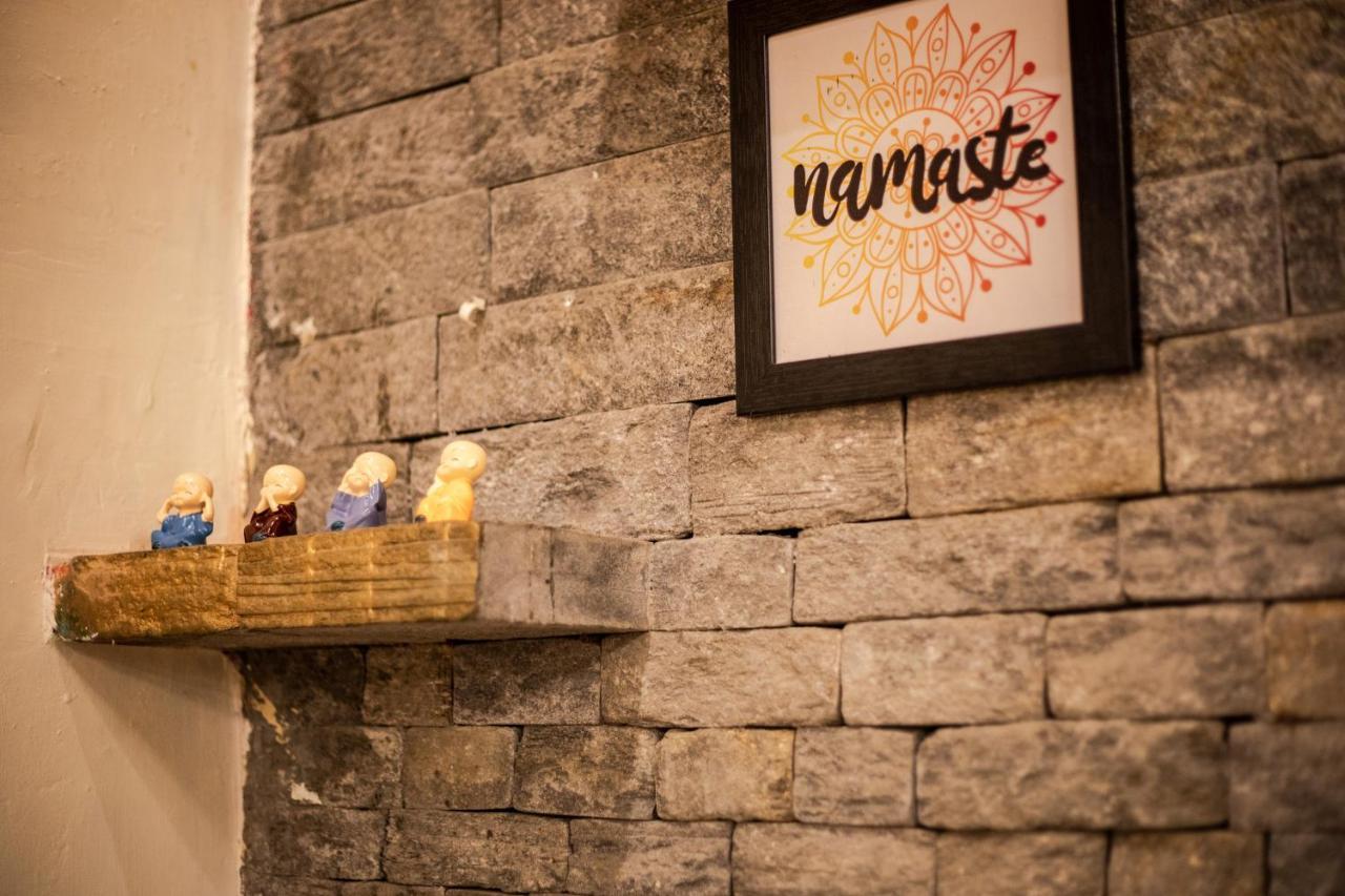 Tales N Trails Hotel Vashist Ngoại thất bức ảnh